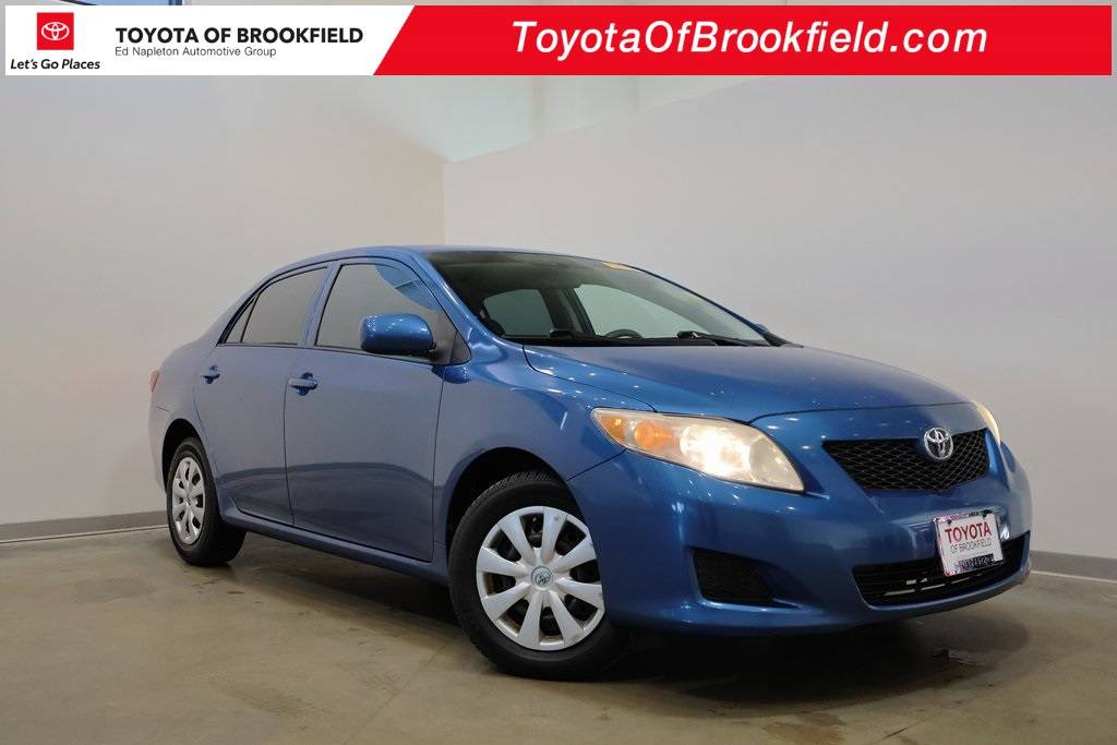 2010 Toyota Corolla LE — Sedan — 126,535 mi — Brookfield, WI
