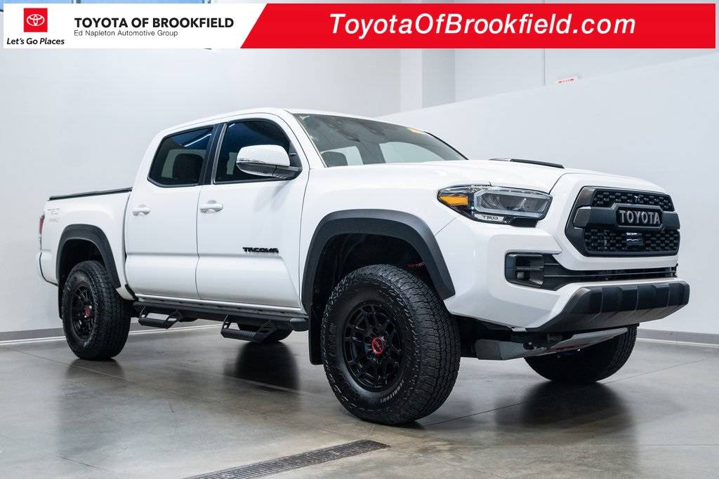 2022 Toyota Tacoma TRD Pro — Pickup Truck — 38,821 mi — Brookfield, WI