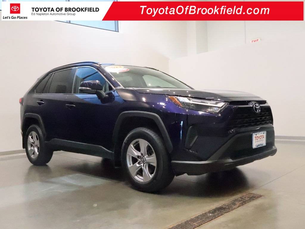2022 Toyota RAV4 XLE — SUV — 35,980 mi — Brookfield, WI