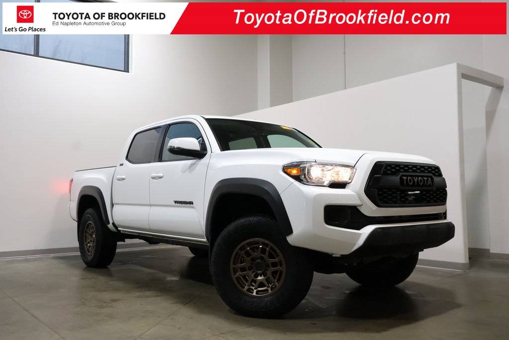 2022 Toyota Tacoma SR5 — Pickup Truck — 19,784 mi — Brookfield, WI