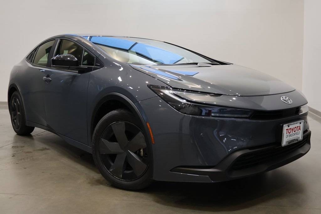 2024 Toyota Prius Limited — Hatchback — 17,864 mi — Brookfield, WI