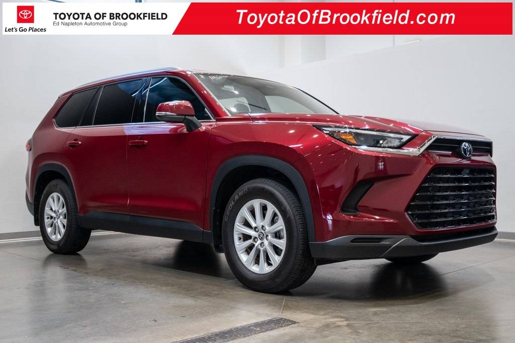 2024 Toyota Grand Highlander XLE — SUV — 16,241 mi — Brookfield, WI