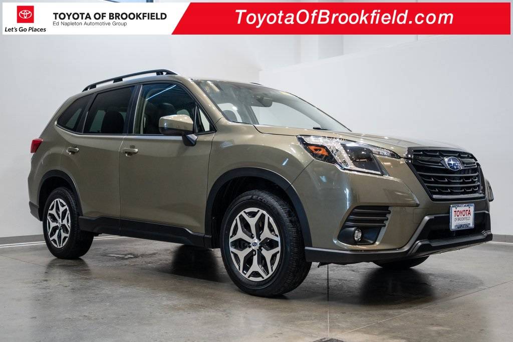 2024 Subaru Forester Premium — SUV — 23,127 mi — Brookfield, WI