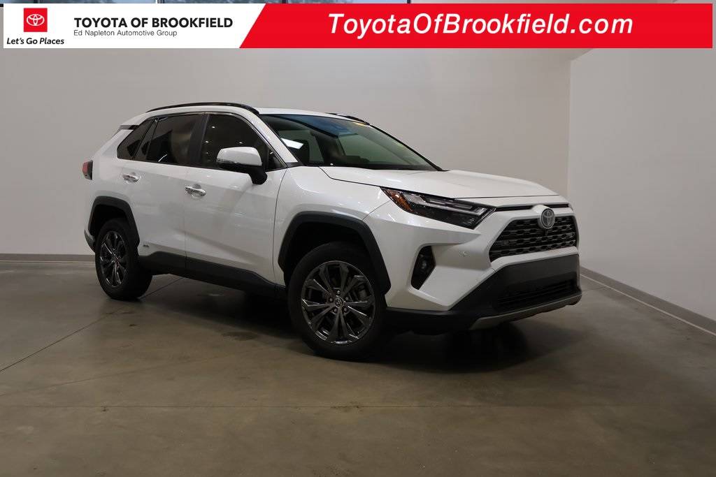 2023 Toyota RAV4 Hybrid Limited — SUV — 32,259 mi — Brookfield, WI