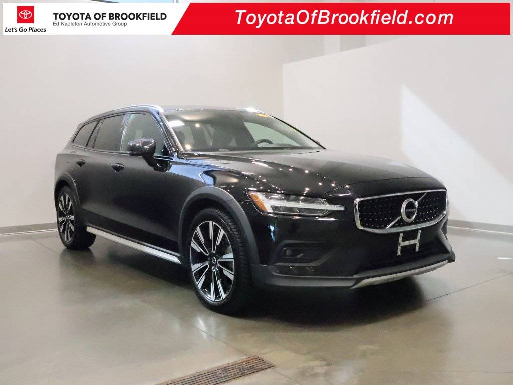2020 Volvo V60 Cross Country T5 — Wagon — 103,076 mi — Brookfield, WI