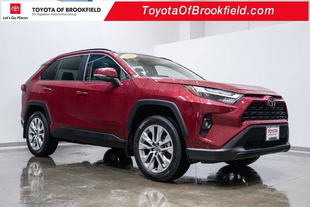 2024 Toyota RAV4 XLE Premium — SUV — 15,955 mi — Brookfield, WI