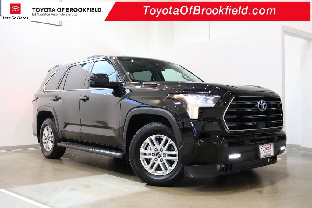 2023 Toyota Sequoia SR5 — SUV — 28,406 mi — Brookfield, WI