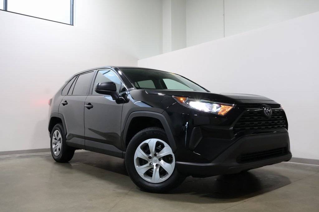 2022 Toyota RAV4 LE — SUV — 42,802 mi — Brookfield, WI