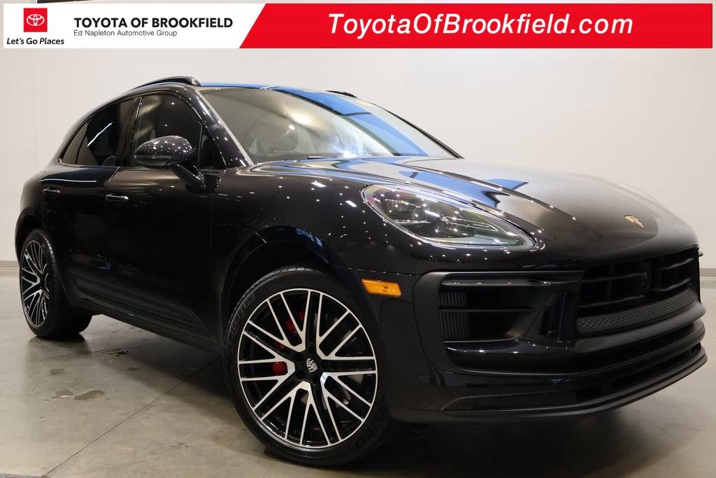 2025 Porsche Macan S — SUV — 2,865 mi — Brookfield, WI