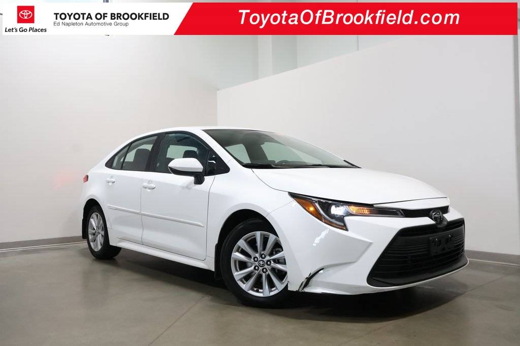 2024 Toyota Corolla LE — Sedan — 55,384 mi — Brookfield, WI