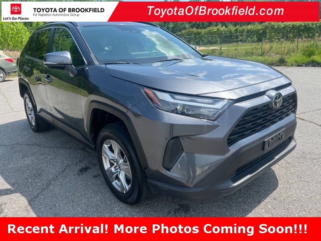 2024 Toyota RAV4 XLE — SUV — 40,673 mi — Brookfield, WI