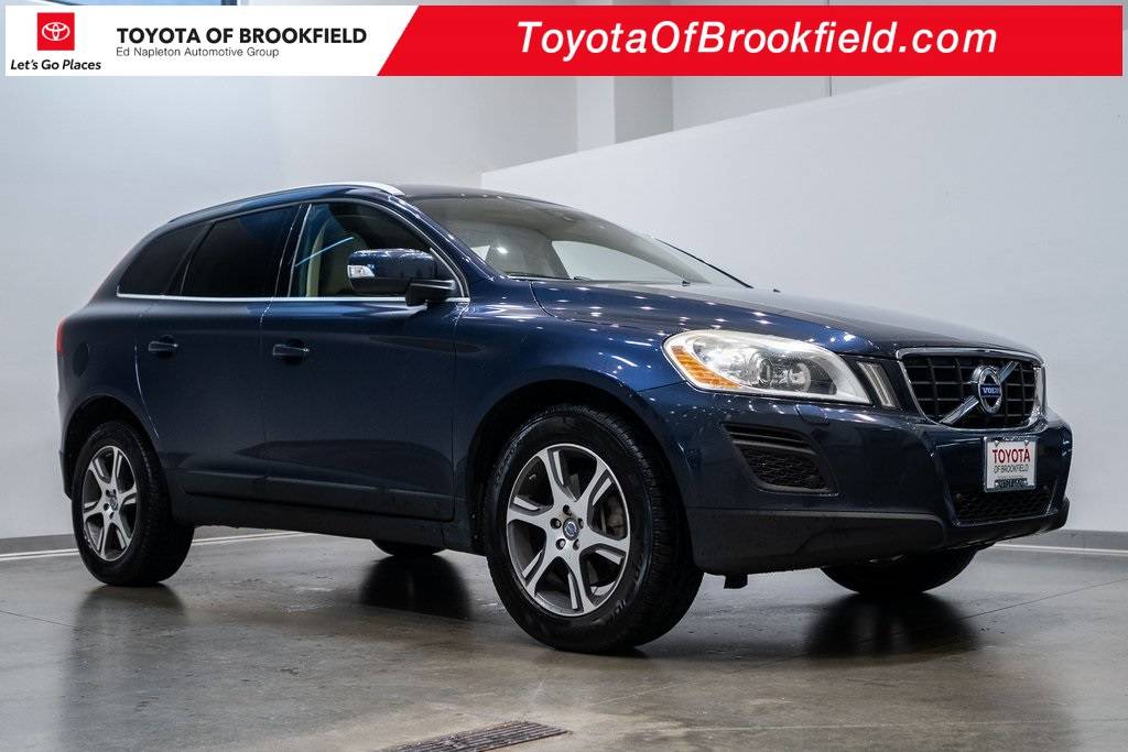 2013 Volvo XC60 T6 — SUV — 158,452 mi — Brookfield, WI