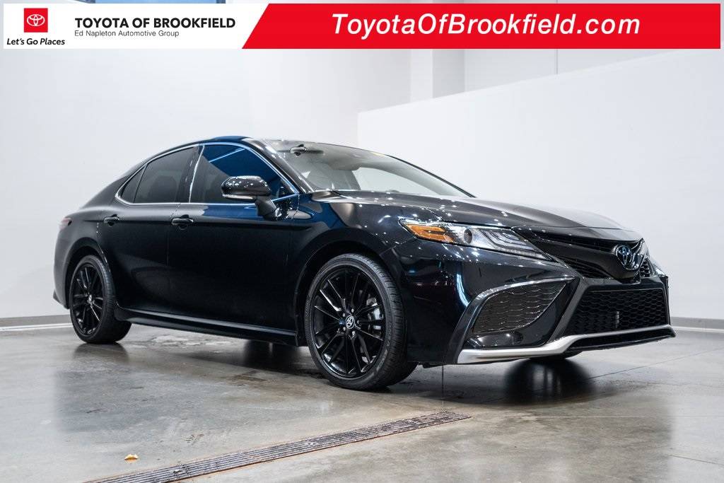 2023 Toyota Camry XSE — Sedan — 9,882 mi — Brookfield, WI