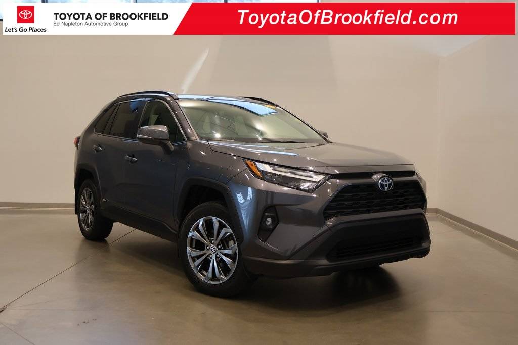 2022 Toyota RAV4 Hybrid XLE Premium — SUV — 30,120 mi — Brookfield, WI