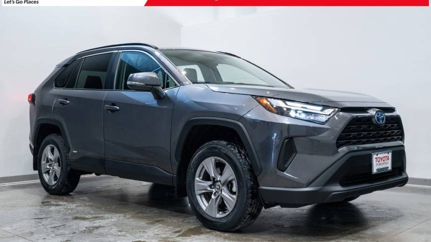 2023 Toyota RAV4 Hybrid XLE — SUV — 44,565 mi — Brookfield, WI