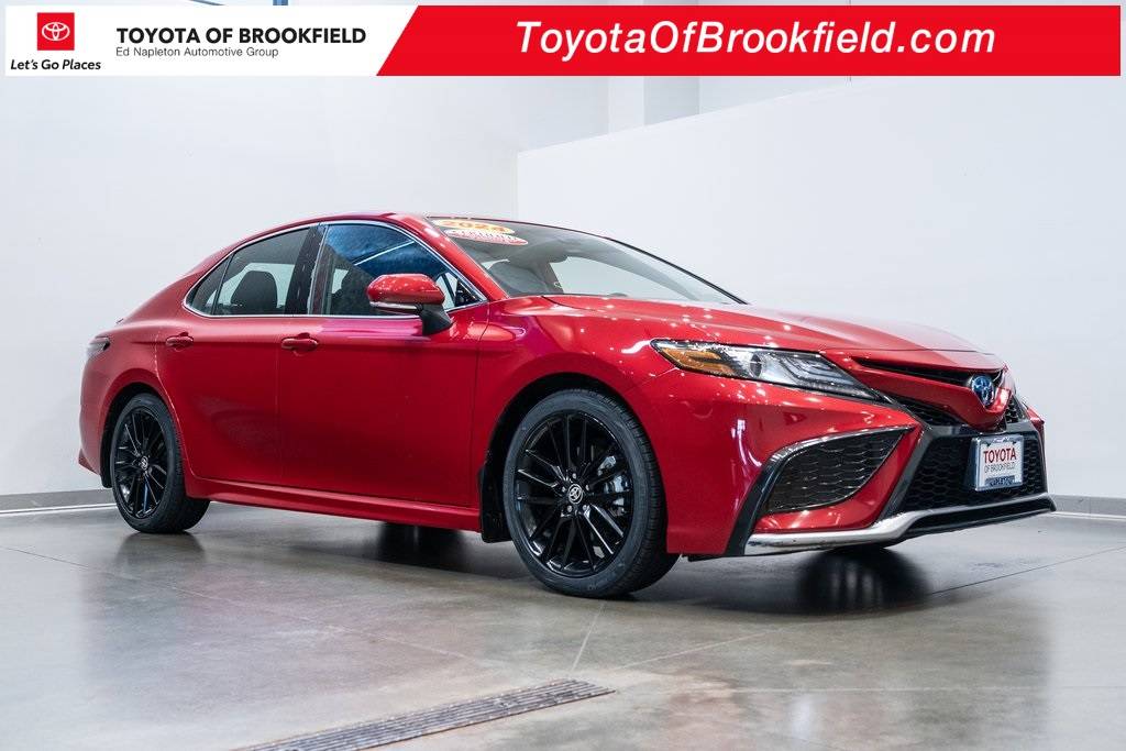 2024 Toyota Camry Hybrid XSE — Sedan — 37,257 mi — Brookfield, WI