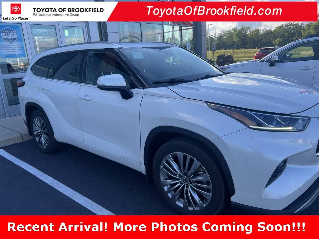 2020 Toyota Highlander Platinum — SUV — 83,292 mi — Brookfield, WI
