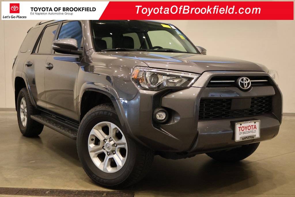 2023 Toyota 4Runner SR5 Premium — SUV — 33,455 mi — Brookfield, WI