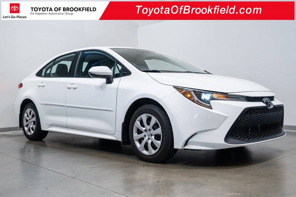 2022 Toyota Corolla LE — Sedan — 20,990 mi — Brookfield, WI