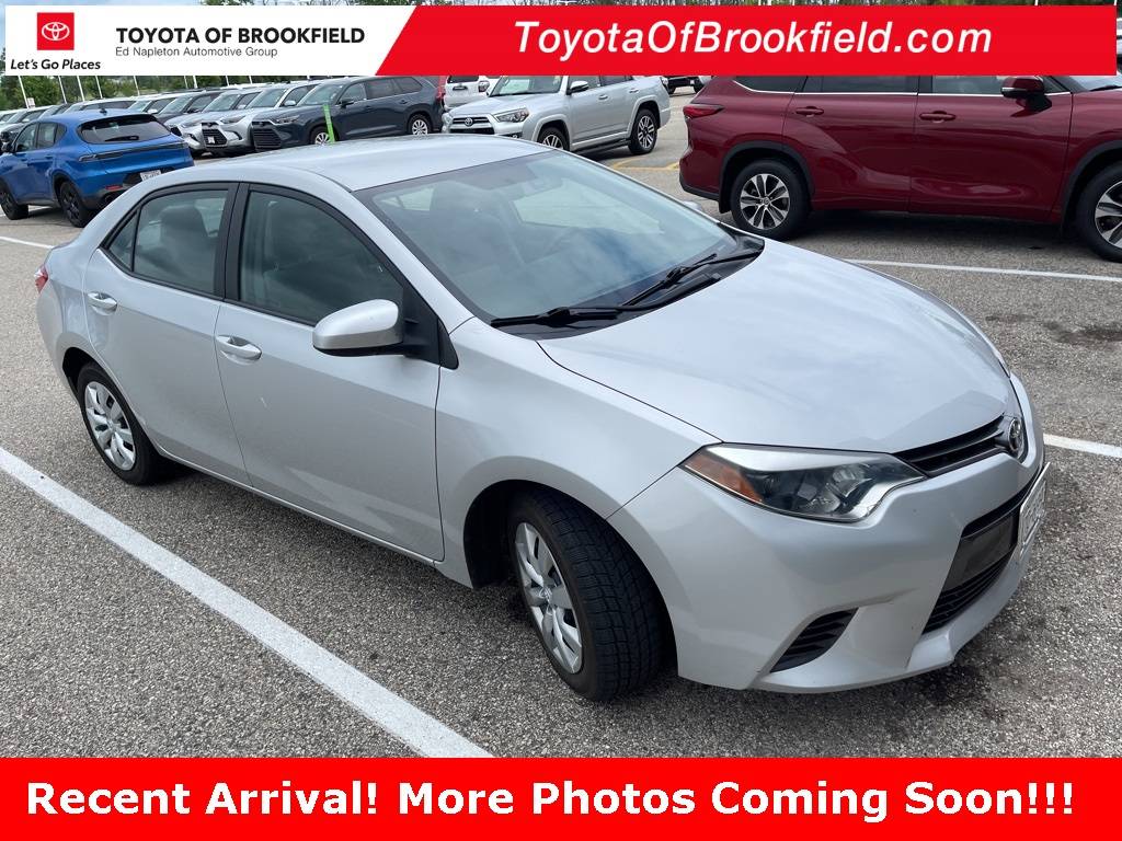 2016 Toyota Corolla LE — Sedan — 79,616 mi — Brookfield, WI