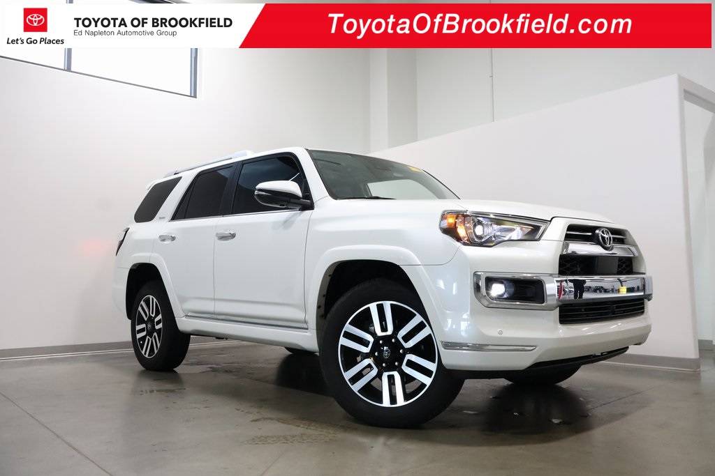2023 Toyota 4Runner Limited — SUV — 13,271 mi — Brookfield, WI