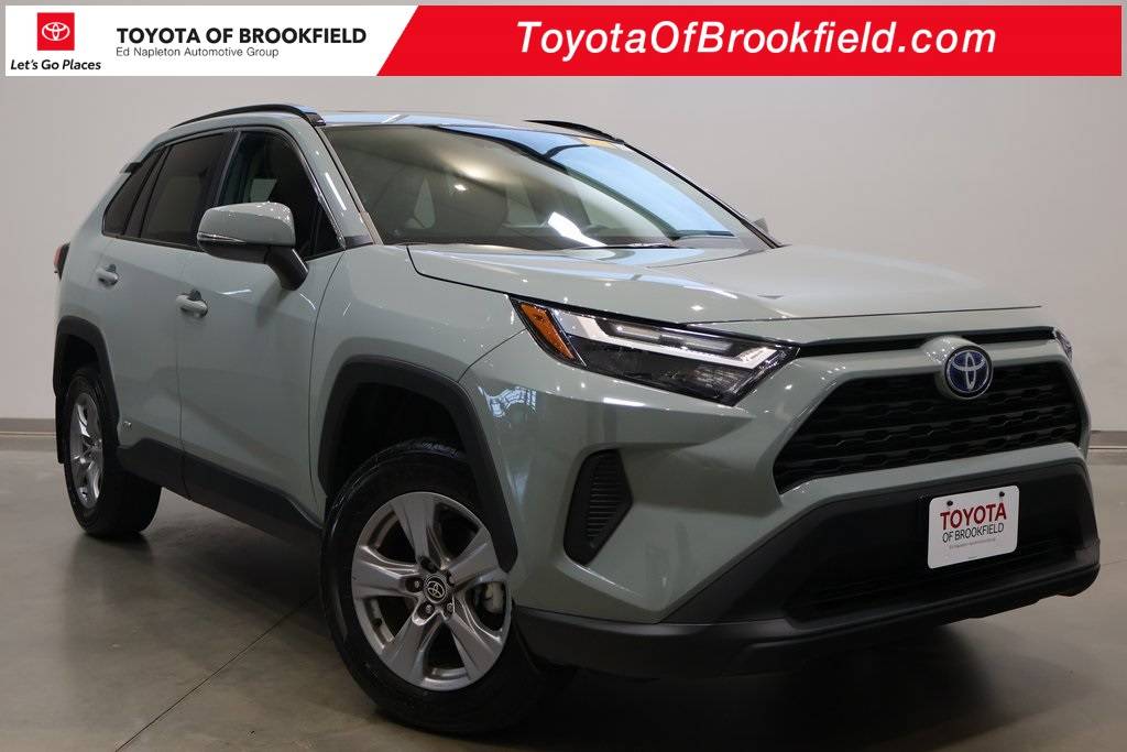 2022 Toyota RAV4 Hybrid XLE — SUV — 22,078 mi — Brookfield, WI