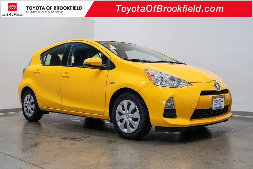 2014 Toyota Prius c Four — Hatchback — 60,150 mi — Brookfield, WI