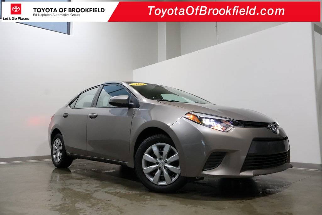 2016 Toyota Corolla LE — Sedan — 73,662 mi — Brookfield, WI