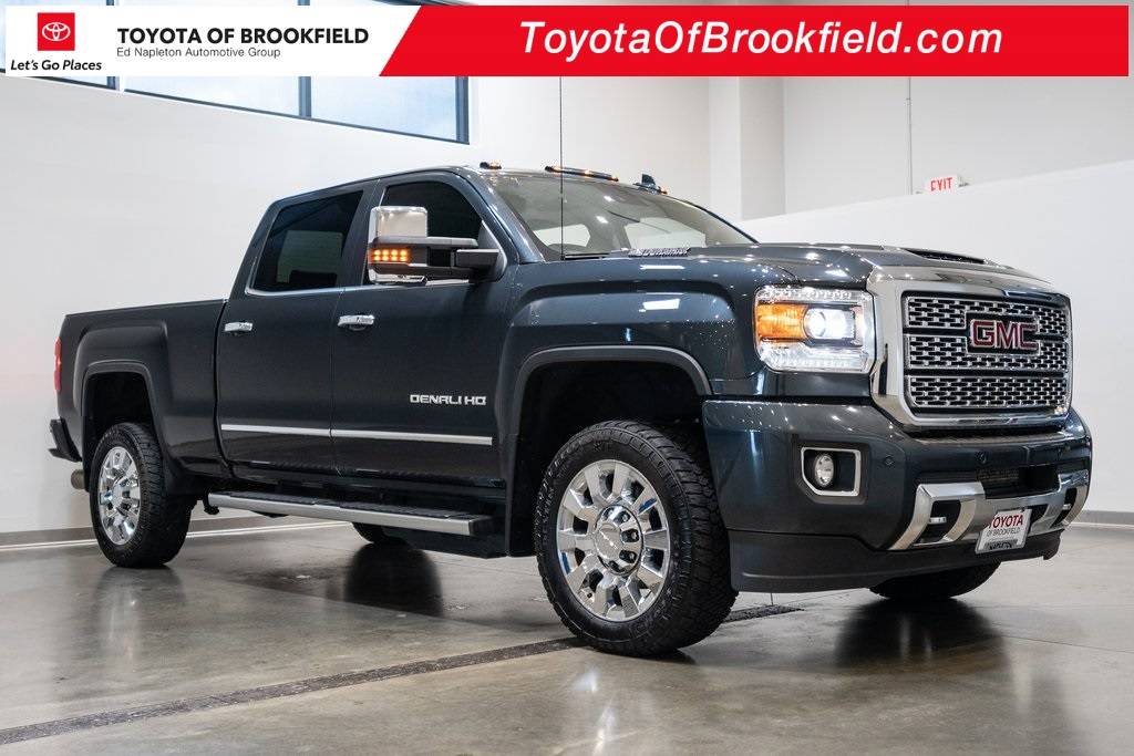 2019 GMC Sierra 2500HD Denali — Pickup Truck — 151,366 mi — Brookfield, WI