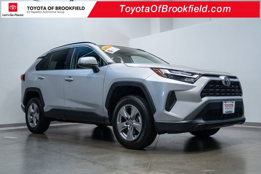 2024 Toyota RAV4 XLE — SUV — 5,591 mi — Brookfield, WI
