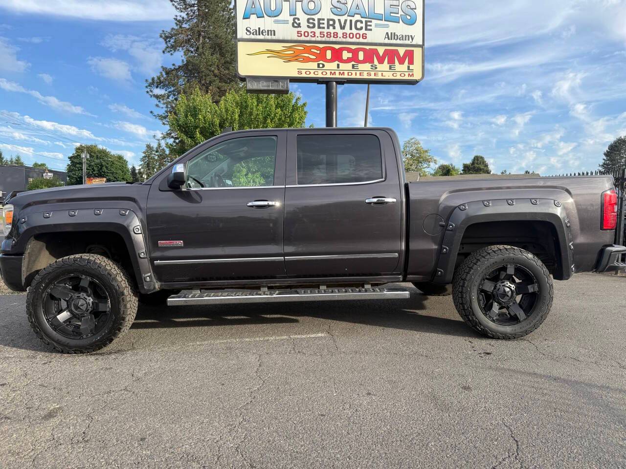2015 GMC Sierra 1500 SLT — Pickup Truck — 141,400 mi — Albany, OR