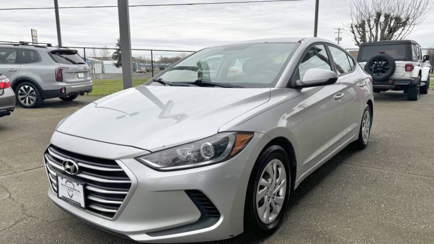2017 Hyundai Elantra SE — Sedan — 140,010 mi — Albany, OR