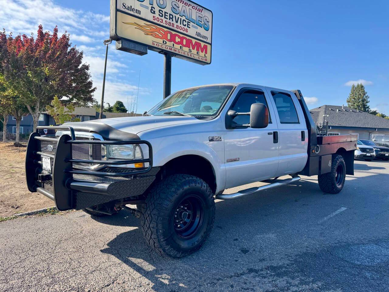 2004 Ford Super Duty F-350 XLT — Pickup Truck — 218,100 mi — Albany, OR
