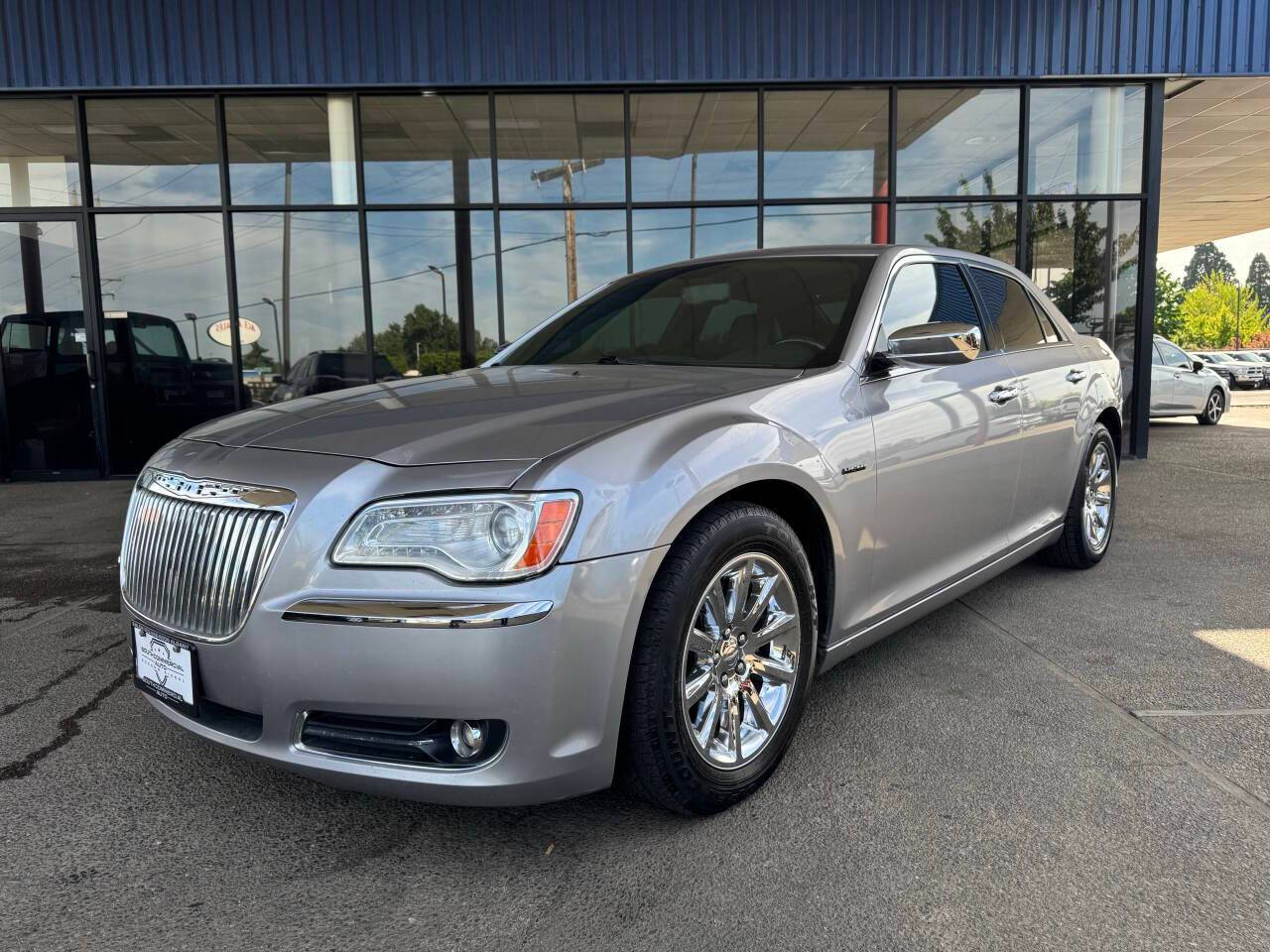 2014 Chrysler 300 C — Sedan — 176,287 mi — Albany, OR