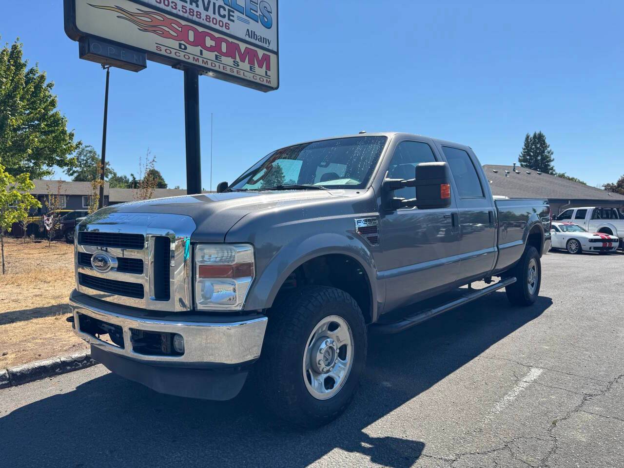 2009 Ford Super Duty F-350 Cabelas — Pickup Truck — 175,938 mi — Albany, OR