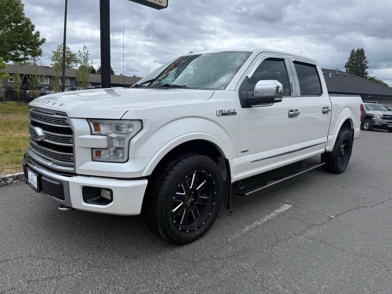 2017 Ford F-150 Limited — Pickup Truck — 141,414 mi — Albany, OR