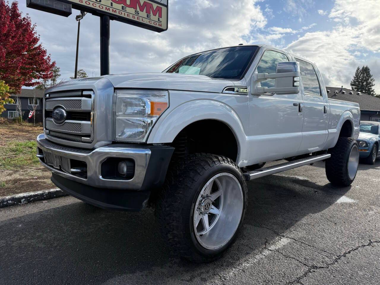2015 Ford Super Duty F-350 Platinum — Pickup Truck — 209,668 mi — Albany, OR