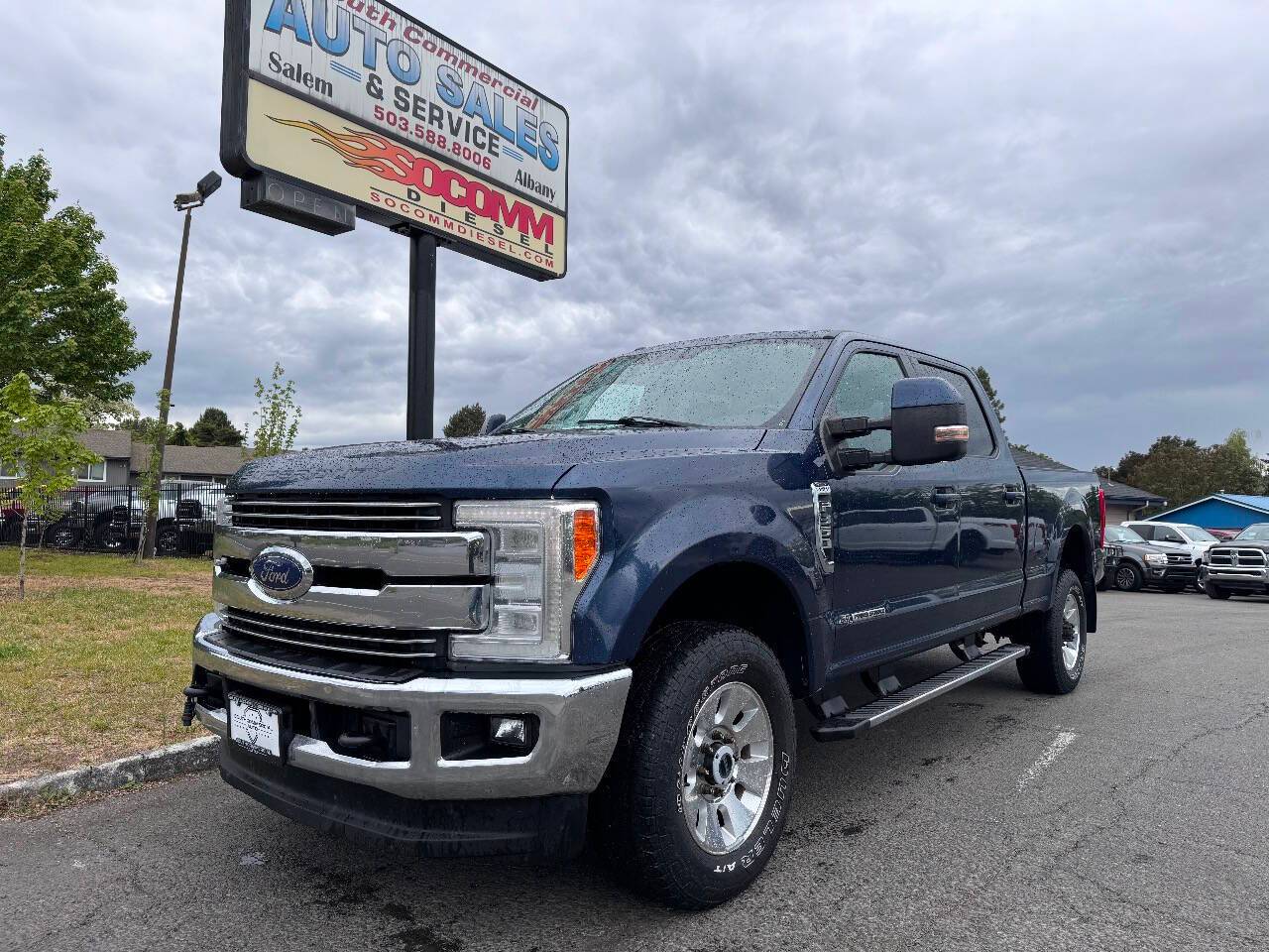 2017 Ford Super Duty F-350 Lariat — Pickup Truck — 167,698 mi — Albany, OR