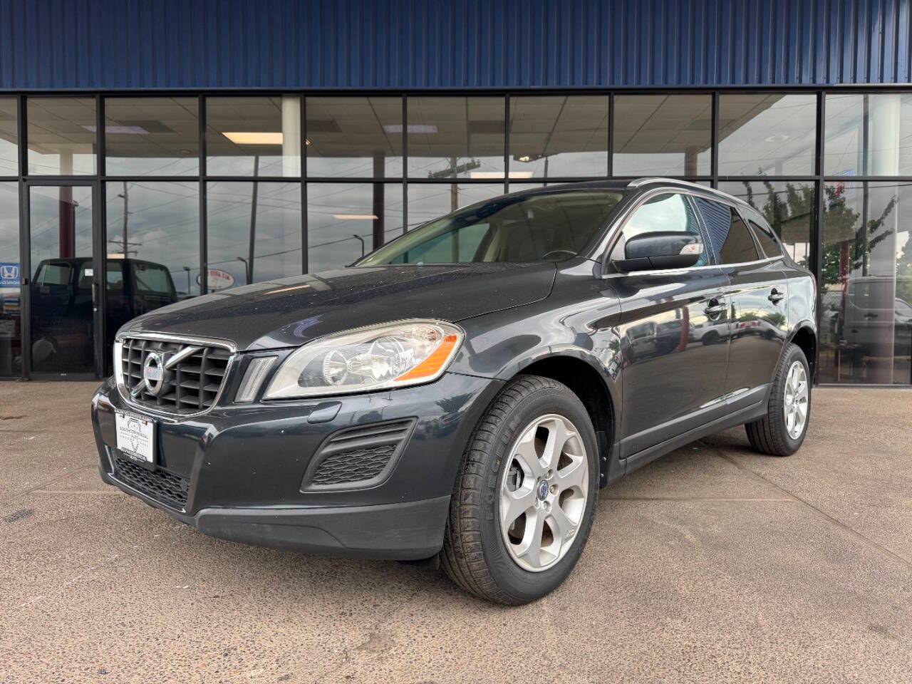 2013 Volvo XC60 3.2 — SUV — 128,180 mi — Albany, OR