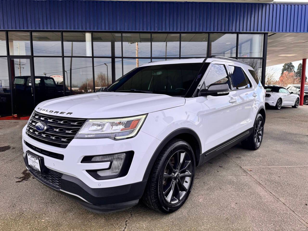2017 Ford Explorer XLT — SUV — 122,930 mi — Albany, OR