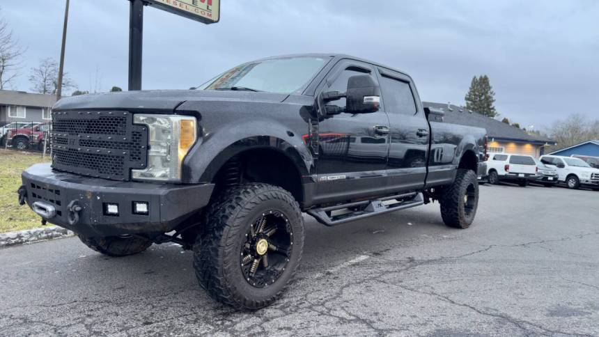 2017 Ford Super Duty F-350 Lariat — Pickup Truck — 127,644 mi — Albany, OR