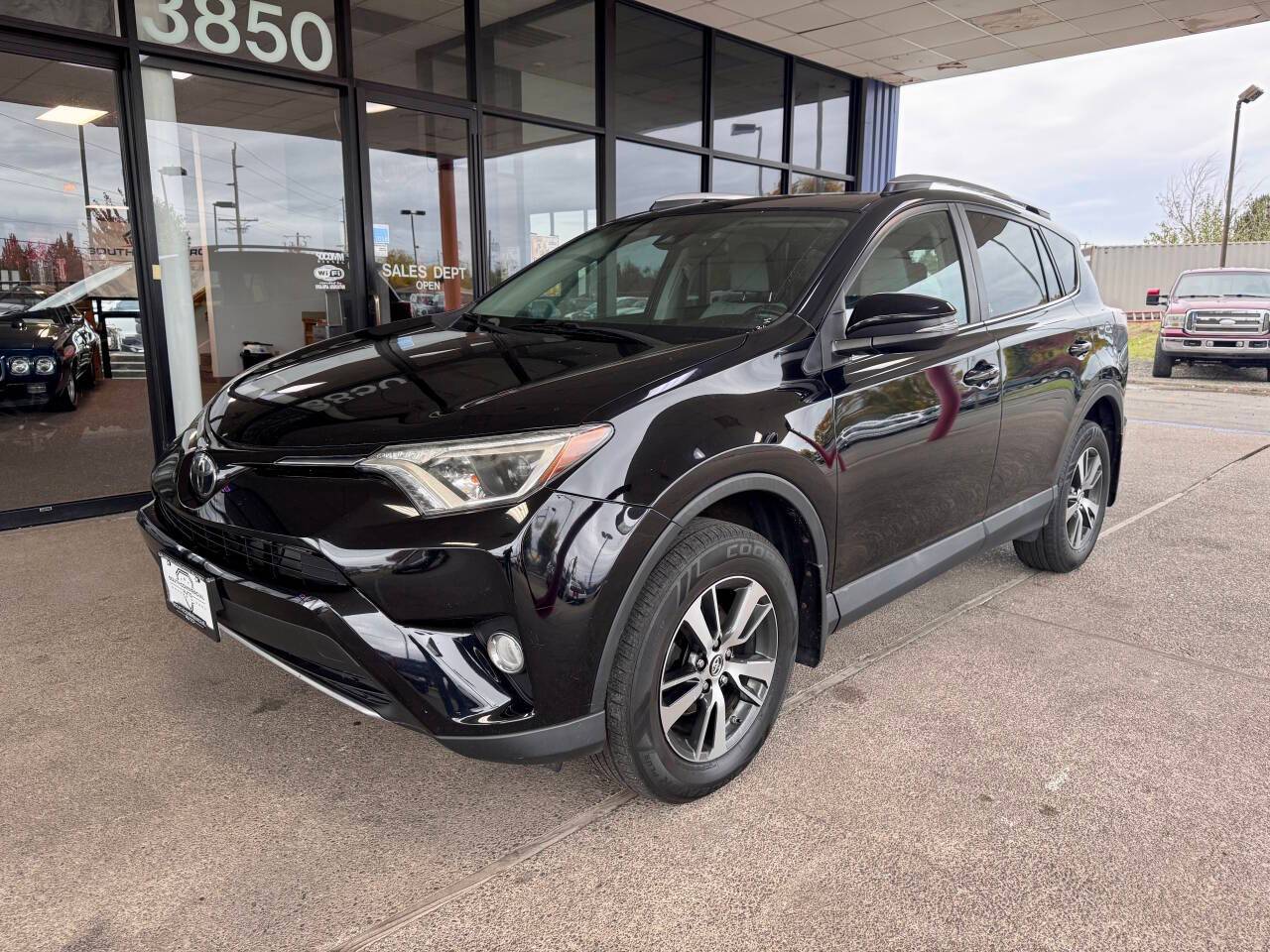2018 Toyota RAV4 XLE — SUV — 84,315 mi — Albany, OR
