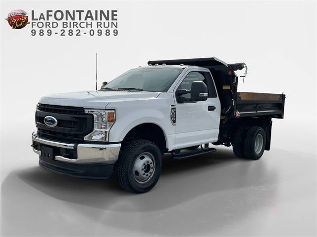 2022 Ford Super Duty F-350 Chassis Cab XL — Chassis Cab Truck — 4,006 mi — Birch Run, MI