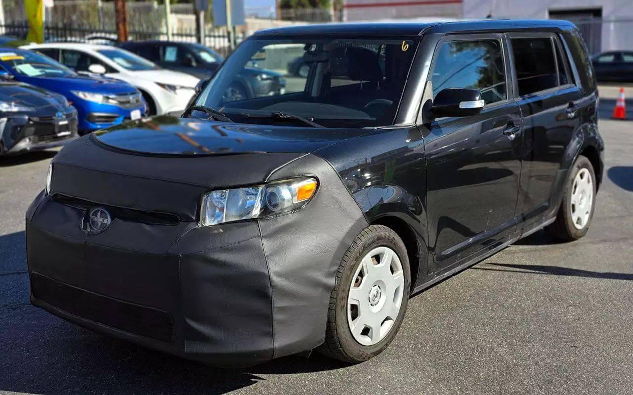 2011 Scion xB Base — Wagon — 137,703 mi — Los Angeles, CA