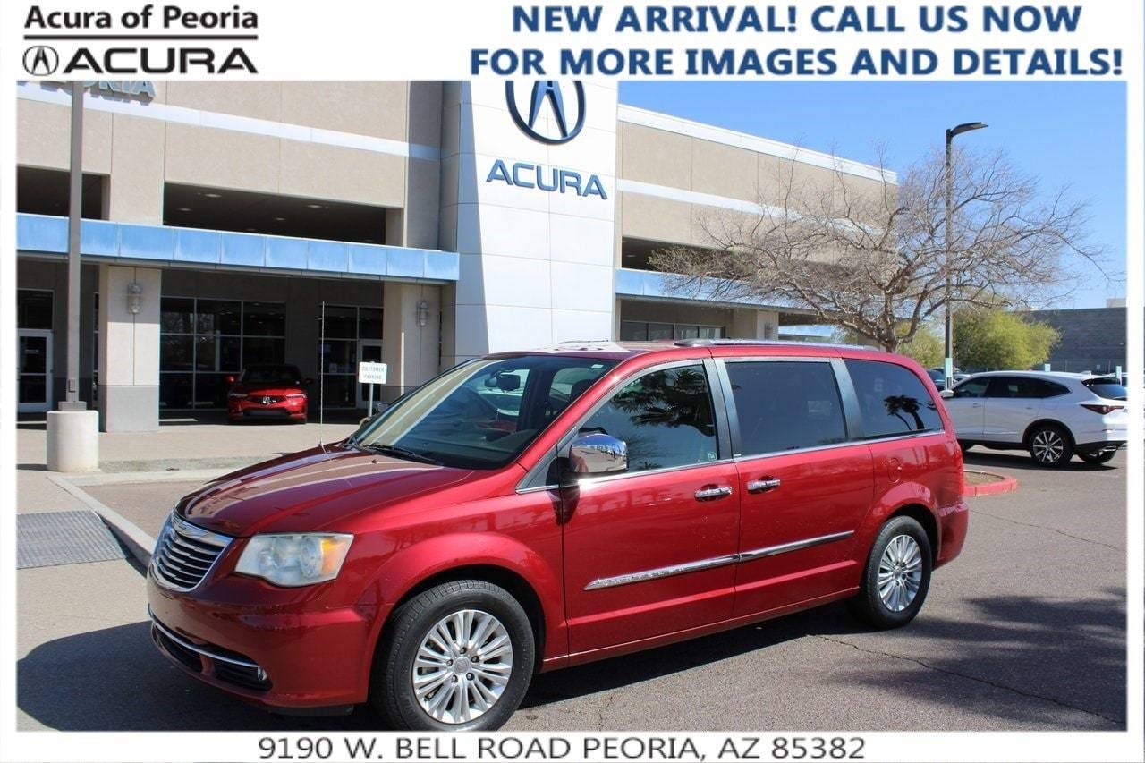 2013 Chrysler Town & Country Limited — Minivan — 91,968 mi — Peoria, AZ