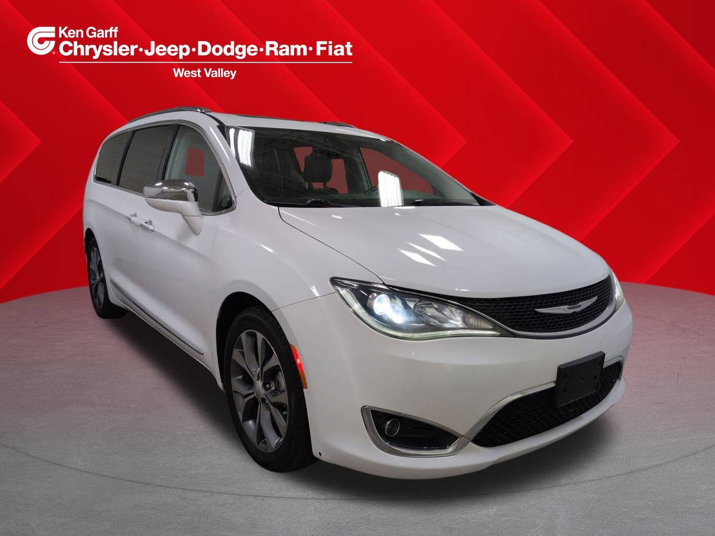 2017 Chrysler Pacifica Limited — Minivan — 86,446 mi — West Valley, UT