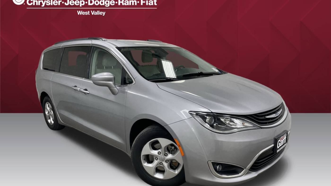 2018 Chrysler Pacifica Hybrid Touring Plus — Minivan — 51,151 mi — West Valley, UT