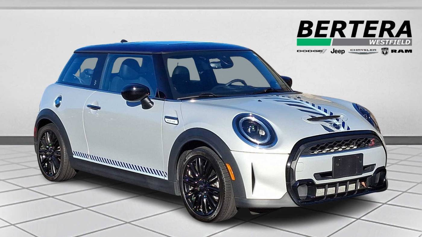2022 MINI Hardtop Cooper S — Hatchback — 22,407 mi — Westfield, MA