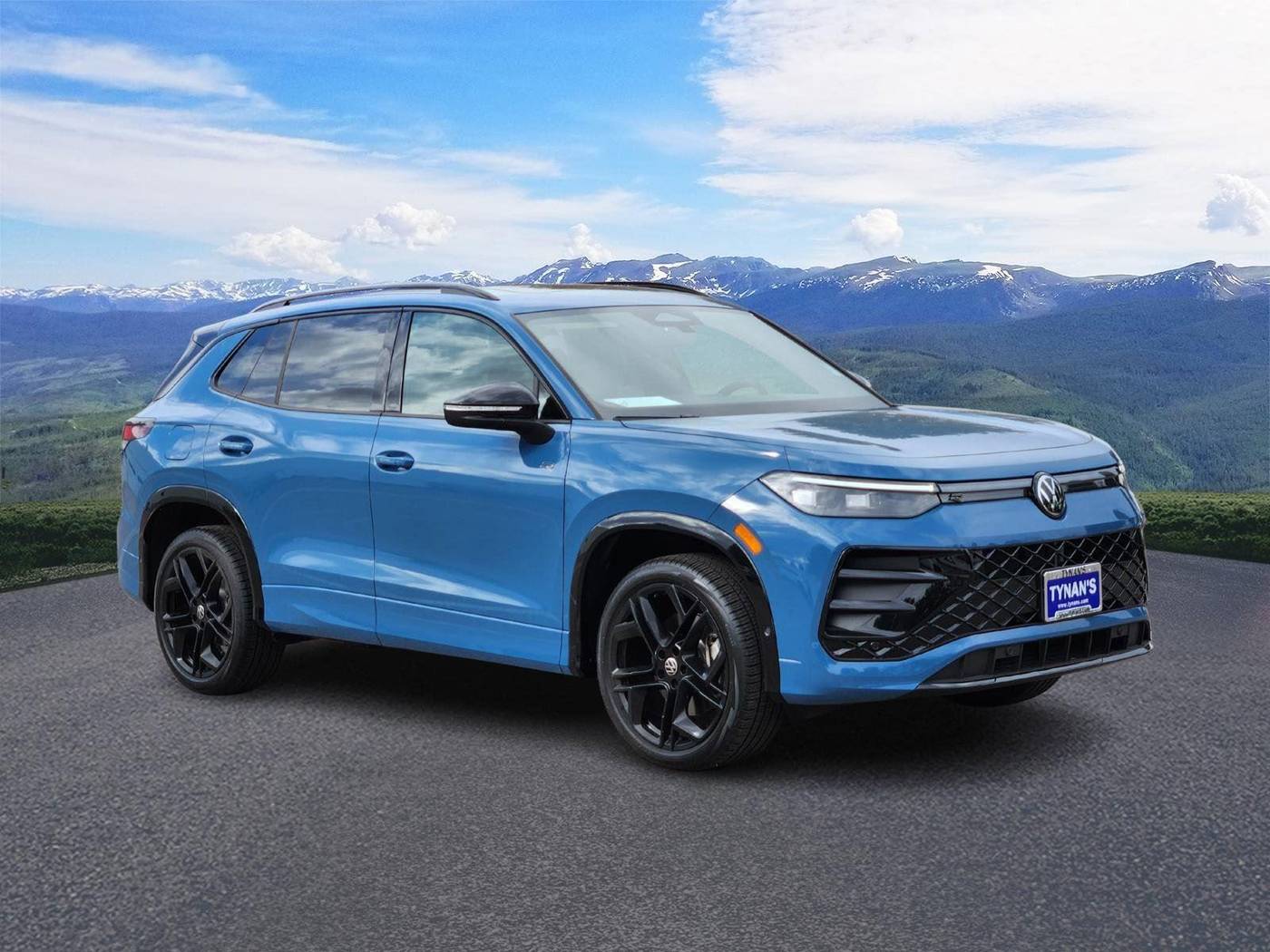 2025 Volkswagen Tiguan SE R-Line Black — SUV — 5,940 mi — Aurora, CO