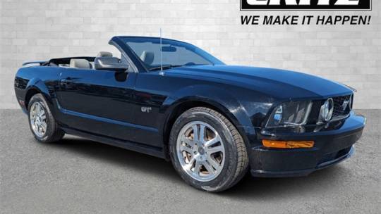 2005 Ford Mustang GT Premium — Convertible — 40,410 mi — Savannah, GA